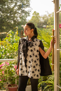 Roseatte  Black Lacework Cape and Pants Set